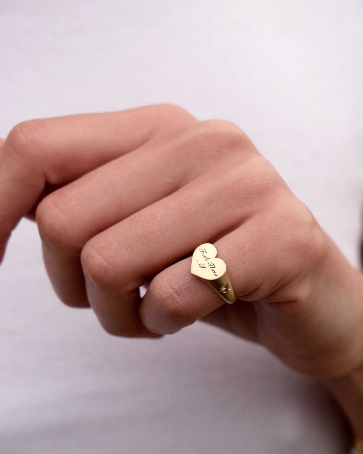 COQUETTE gold pinkie