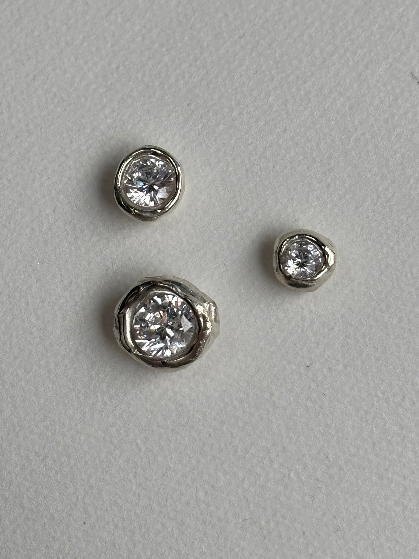 Chaque Jour Earrings