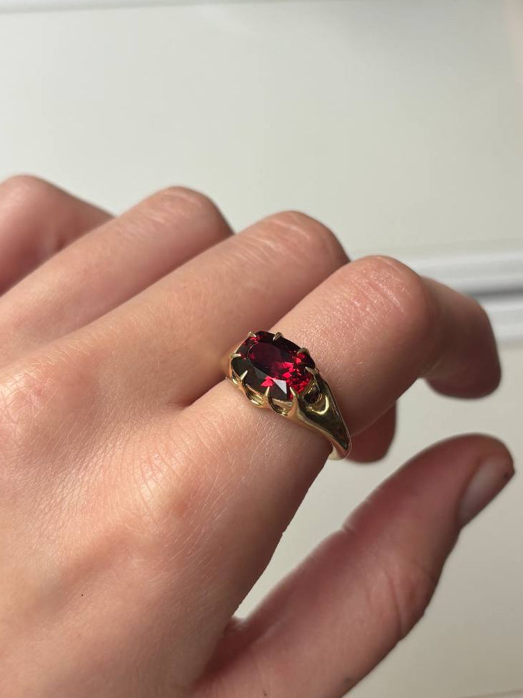 Kingdom Ring with Fine Garnet